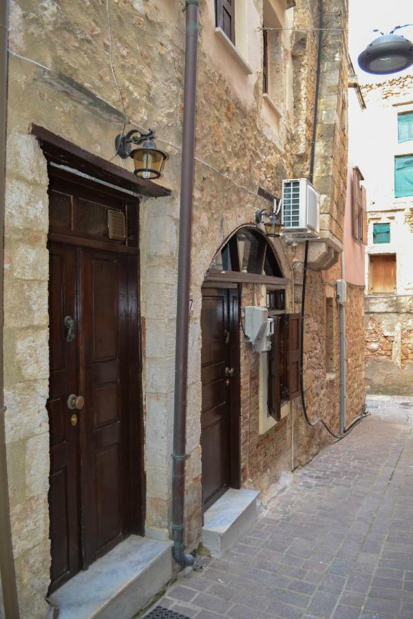 Yro Studios خانيا المظهر الخارجي الصورة